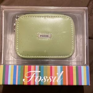 Fossil Pill Case. New!!!